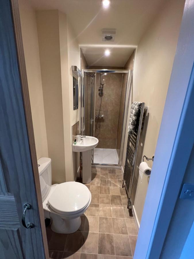 Saucy Mary'S Hostel Кайликин Экстерьер фото