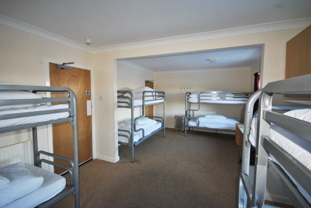 Saucy Mary'S Hostel Кайликин Номер фото