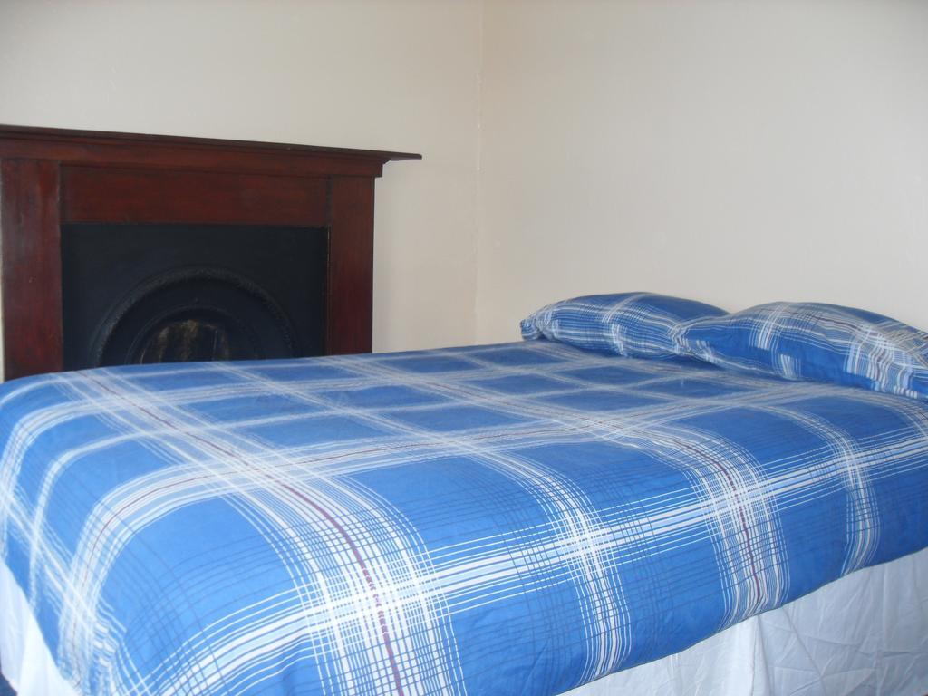 Saucy Mary'S Hostel Кайликин Экстерьер фото